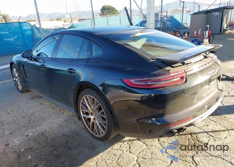 2018 Porsche Panamera 4 z USA, uszkodzony, nr VIN WP0AA2A78JL115874